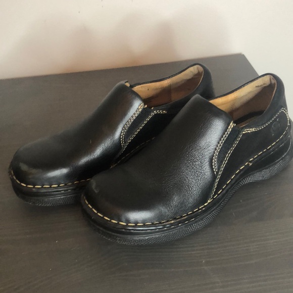Born Shoes - Born Womens Loafers. Sz 6